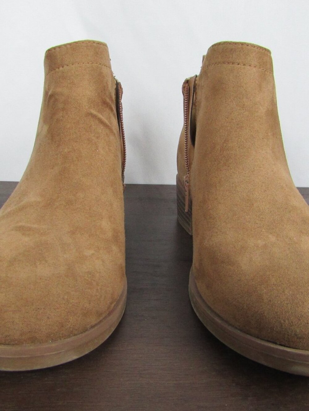Time and Tru Women's Faux Suede Ankle Boots | 7.5